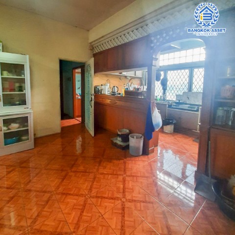 *****บ้านเดี่ยว 3 ชั้นมือสอง ในซอยเอกชัย135 เอกชัย เนื้อที่กว้างขวางมากถึง 74.10 ตร.ว. ฟังก์ชัน 8 ห้องนอน 7 ห้องน้ำ ที่จอดรถ 2 คัน พื้นที่ใช้สอยกว้างขวาง สามารถทำเป็นโฮมออฟฟิศได้ ทำเลดีเดินทางสะดวกสบาย เชื่อมต่อ ใกล้รถไฟฟ้าสายสีน้ำเงิน "สถานีหลักสอง" จองเลย!